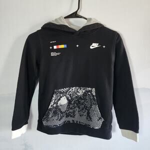 Nike Youth Black Hoodie Sweatshirt | Youth Medium